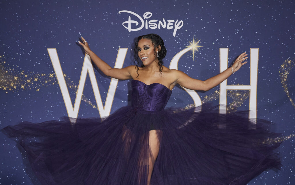 Star-Studded Elegance: Ariana DeBose Graces 'WISH' Premiere in Dolce Gabbana Splendor!